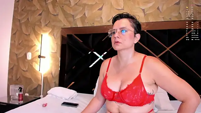 CamilaGil 1 online show from 2, 4, 2026