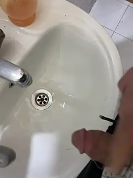 Snapshot of yassineamri chatting on 22, 3, 2026 yassineamri online show from 22, 3, 2026