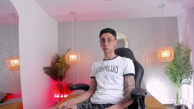 Snapshot of Gio_carangi chatting on 16, 6, 2026 Gio carangi online show from 16, 6, 2026