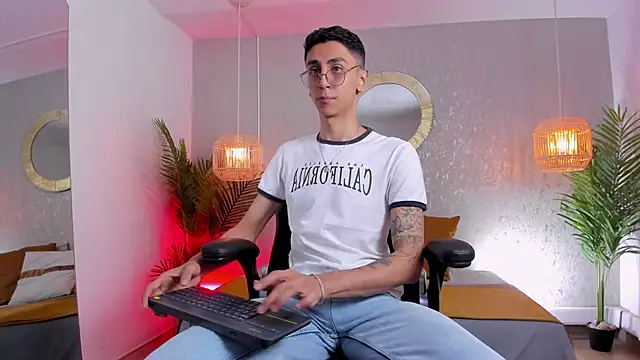 Snapshot of Gio_carangi chatting on 1, 7, 2026 Gio carangi online show from 1, 7, 2026