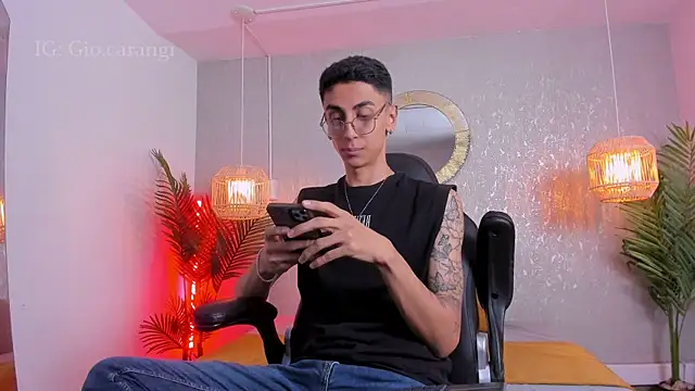 Snapshot of Gio_carangi chatting on 25, 7, 2026 Gio carangi online show from 25, 7, 2026