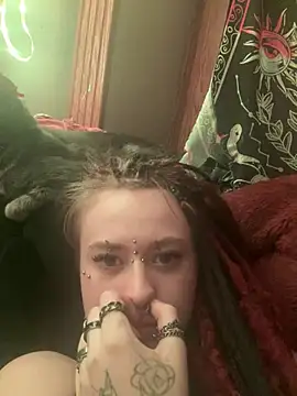 darlingvicuous online show from 24, 3, 2026