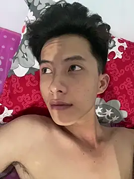 Nguyencuong1999 online show from 18, 4, 2026