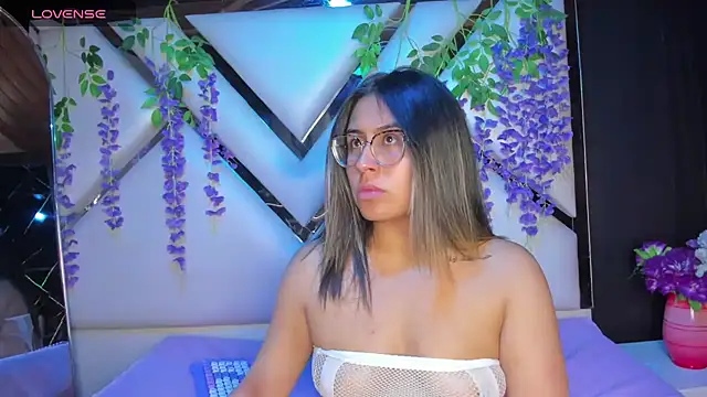 Freyaa Millerr online show from 31, 5, 2026