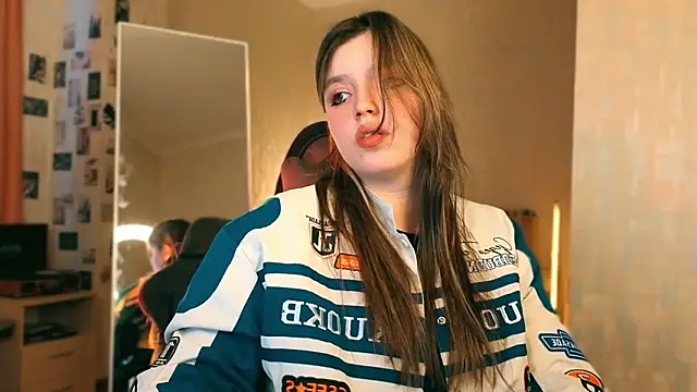 Snapshot of Chloe_Rozzy chatting on 20, 3, 2026 Chloe Rozzy online show from 20, 3, 2026