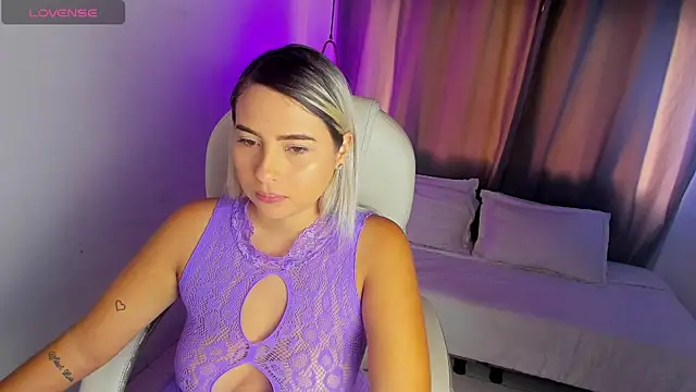 shadixa Luxxx online show from 14, 4, 2026