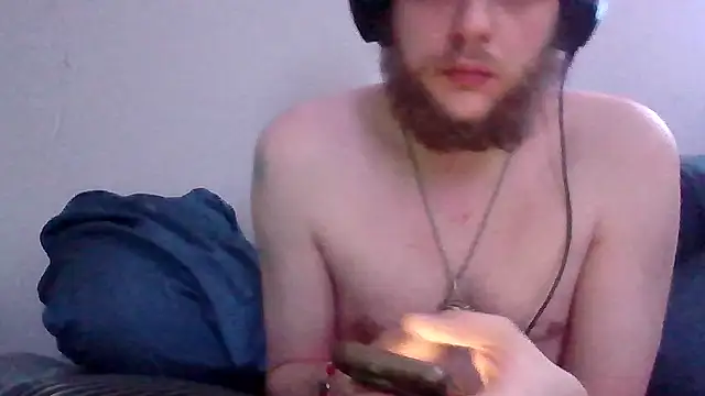 Snapshot of alejandro69420 chatting on 25, 4, 2026 alejandro69420 online show from 25, 4, 2026