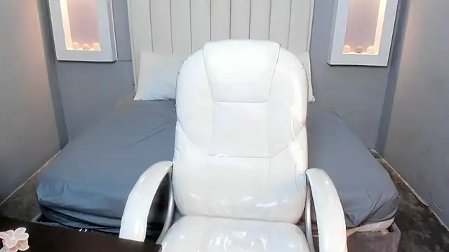 Snapshot of KeilyBennett chatting on 21, 3, 2026 KeilyBennett online show from 21, 3, 2026