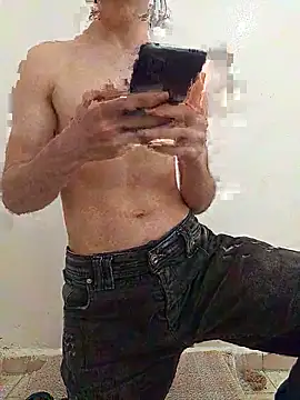 Snapshot of qamar97 chatting on 4, 4, 2026 qamar97 online show from 4, 4, 2026