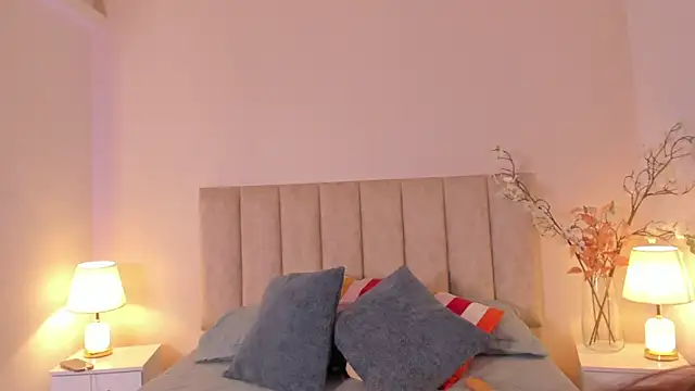 Laurenngrey online show from 26, 4, 2026