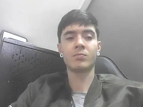 Snapshot of lio____ chatting on 17, 5, 2026 lio online show from 17, 5, 2026