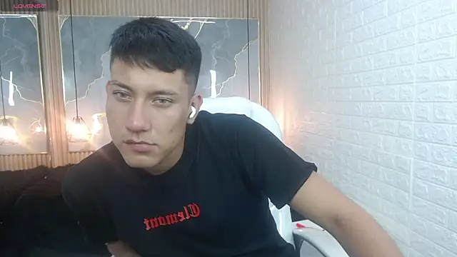 DominantBoy4 online show from 28, 4, 2026