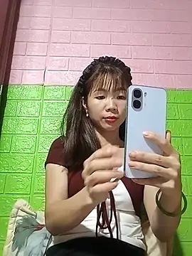 Snapshot of AmyLinee01 chatting on 3, 6, 2026 AmyLinee01 online show from 3, 6, 2026