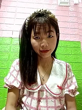 Snapshot of AmyLinee01 chatting on 13, 6, 2026 AmyLinee01 online show from 13, 6, 2026