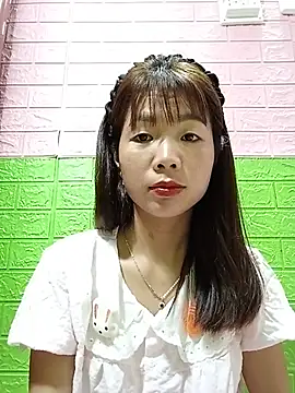Snapshot of AmyLinee01 chatting on 23, 6, 2026 AmyLinee01 online show from 23, 6, 2026