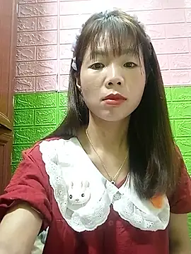 Snapshot of AmyLinee01 chatting on 4, 7, 2026 AmyLinee01 online show from 4, 7, 2026