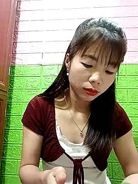 Snapshot of AmyLinee01 chatting on 12, 7, 2026 AmyLinee01 online show from 12, 7, 2026
