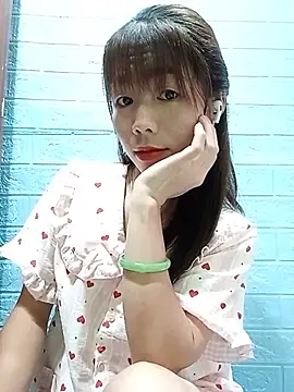 Snapshot of AmyLinee01 chatting on 28, 7, 2026 AmyLinee01 online show from 28, 7, 2026