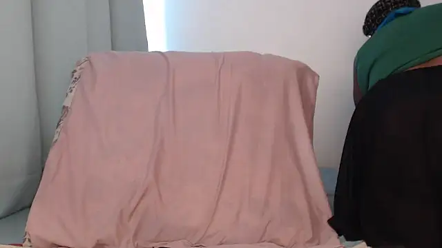 Lucia-boobs online show from 5, 7, 2026