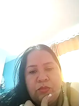 Snapshot of Kiara_Rush chatting on 15, 4, 2026 Kiara Rush online show from 15, 4, 2026