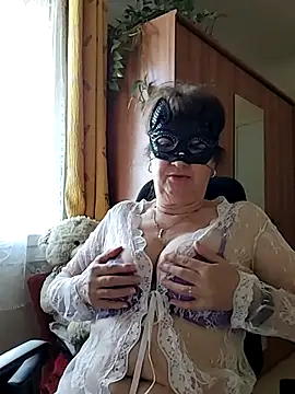 Snapshot of Chrismaturefrench chatting on 24, 3, 2026 Chrismaturefrench online show from 24, 3, 2026