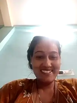 Sexi roovi online show from 4, 8, 2026