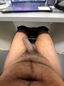 Snapshot of Dickieeeee_69 chatting on 6, 4, 2026 Dickieeeee 69 online show from 6, 4, 2026