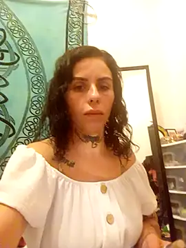 Snapshot of chiquitilla41 chatting on 2, 6, 2026 chiquitilla41 online show from 2, 6, 2026