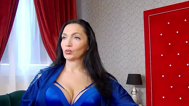 Snapshot of GraceMontclaire chatting on 24, 4, 2026 GraceMontclaire online show from 24, 4, 2026