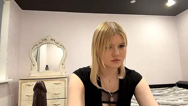 SweettAnny online show from 28, 3, 2026