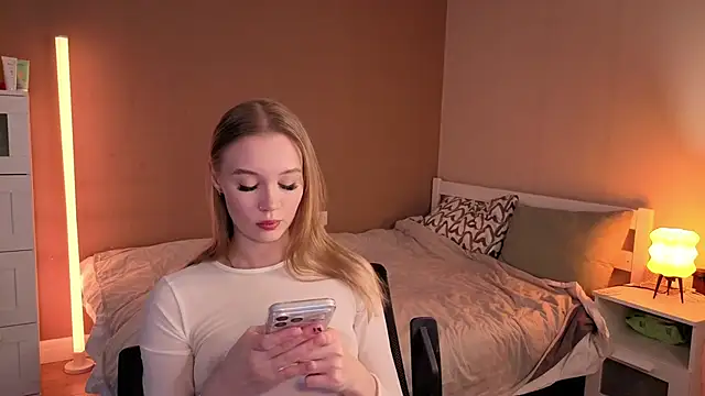 Sellina moon online show from 30, 4, 2026