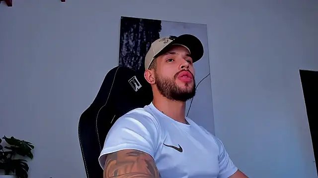 Snapshot of Santos_ramirez1 chatting on 22, 6, 2026 Santos ramirez1 online show from 22, 6, 2026