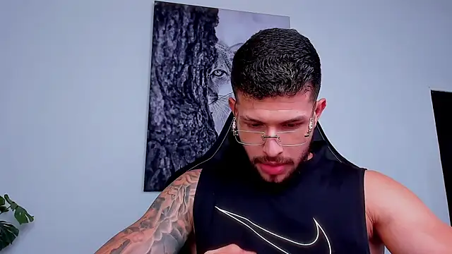 Snapshot of Santos_ramirez1 chatting on 26, 6, 2026 Santos ramirez1 online show from 26, 6, 2026