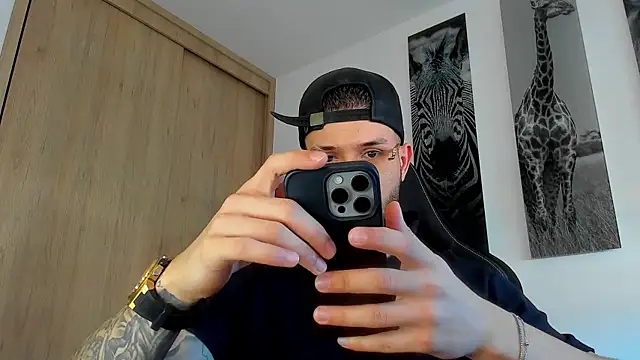 Snapshot of Santos_ramirez1 chatting on 14, 7, 2026 Santos ramirez1 online show from 14, 7, 2026