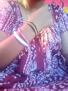 Snapshot of itz-priya chatting on 14, 4, 2026 itz-priya online show from 14, 4, 2026