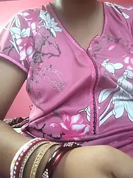 Snapshot of itz-priya chatting on 16, 4, 2026 itz-priya online show from 16, 4, 2026