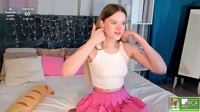 Snapshot of Emma_peach chatting on 31, 3, 2026 Emma peach online show from 31, 3, 2026