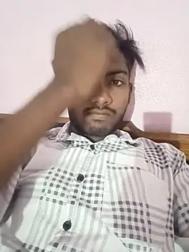 Snapshot of THA_KITTY chatting on 15, 4, 2026 THA KITTY online show from 15, 4, 2026