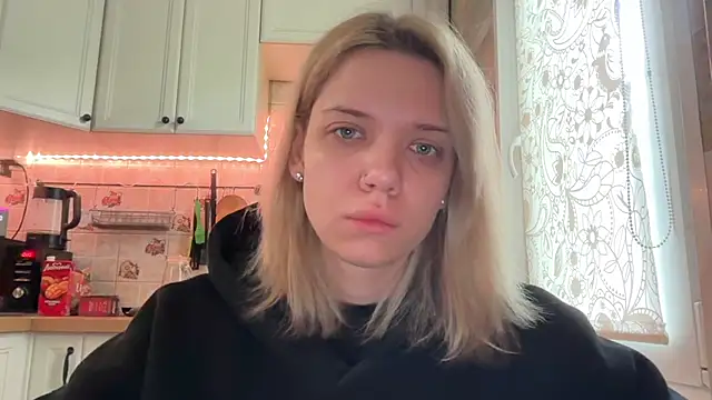 TenderChloe online show from 26, 6, 2026