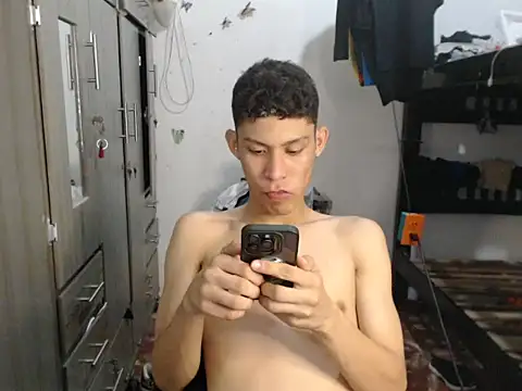 Snapshot of mastercum28 chatting on 25, 4, 2026 mastercum28 online show from 25, 4, 2026