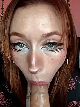 Amber prada online show from 1, 5, 2026