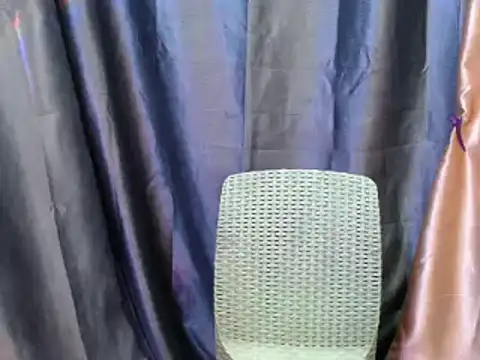 Snapshot of pinoy_lowey18 chatting on 25, 4, 2026 pinoy lowey18 online show from 25, 4, 2026