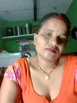 Snapshot of Shivani09900 chatting on 25, 5, 2026 Shivani09900 online show from 25, 5, 2026