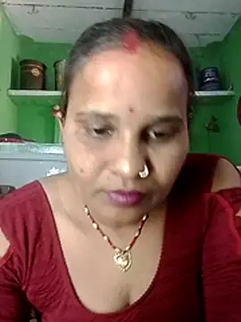 Snapshot of Shivani09900 chatting on 29, 5, 2026 Shivani09900 online show from 29, 5, 2026