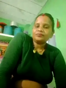 Snapshot of Shivani09900 chatting on 7, 7, 2026 Shivani09900 online show from 7, 7, 2026