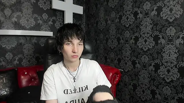 Snapshot of AdonBev chatting on 11, 7, 2026 AdonBev online show from 11, 7, 2026