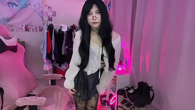 ToxiraLuneX online show from 24, 3, 2026