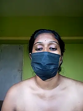 bannerjeesneha20 online show from 14, 4, 2026