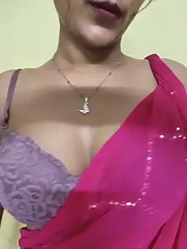 Snapshot of Rubina_Love chatting on 22, 6, 2026 Rubina Love online show from 22, 6, 2026