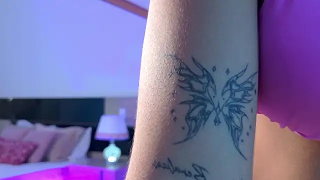 Snapshot of LindaBenetti chatting on 30, 3, 2026 LindaBenetti online show from 30, 3, 2026